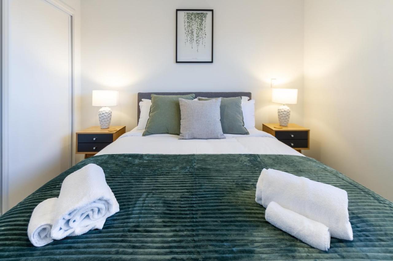 1 Bedroom 1 Bath, Executive Escape, Northlands Mall Christchurch Ngoại thất bức ảnh