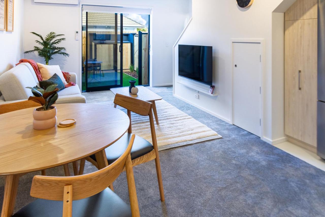 1 Bedroom 1 Bath, Executive Escape, Northlands Mall Christchurch Ngoại thất bức ảnh